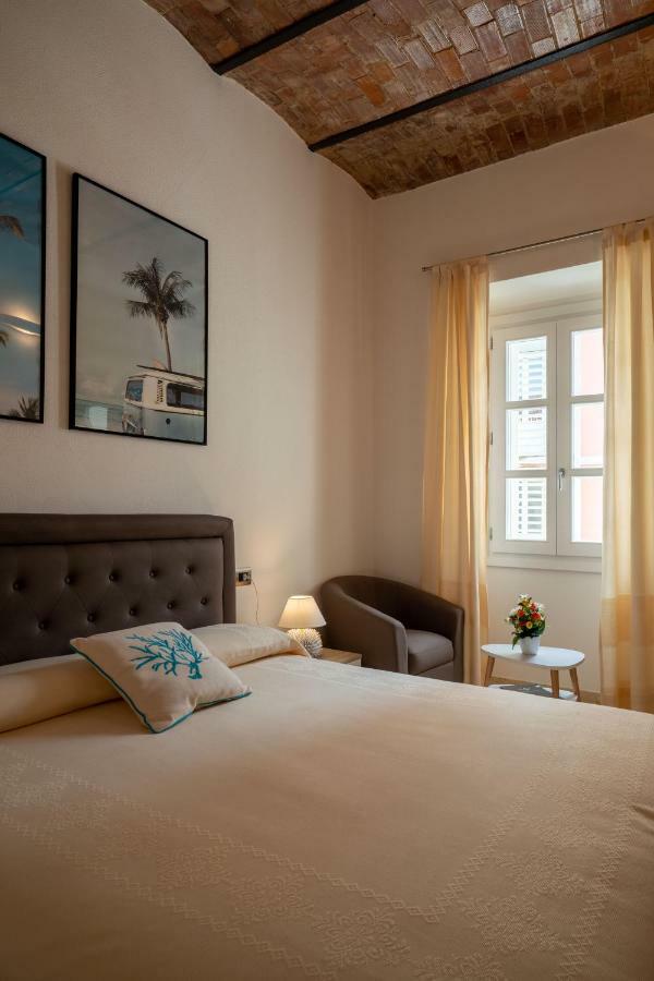 Corso Umberto Rooms أولبيا المظهر الخارجي الصورة